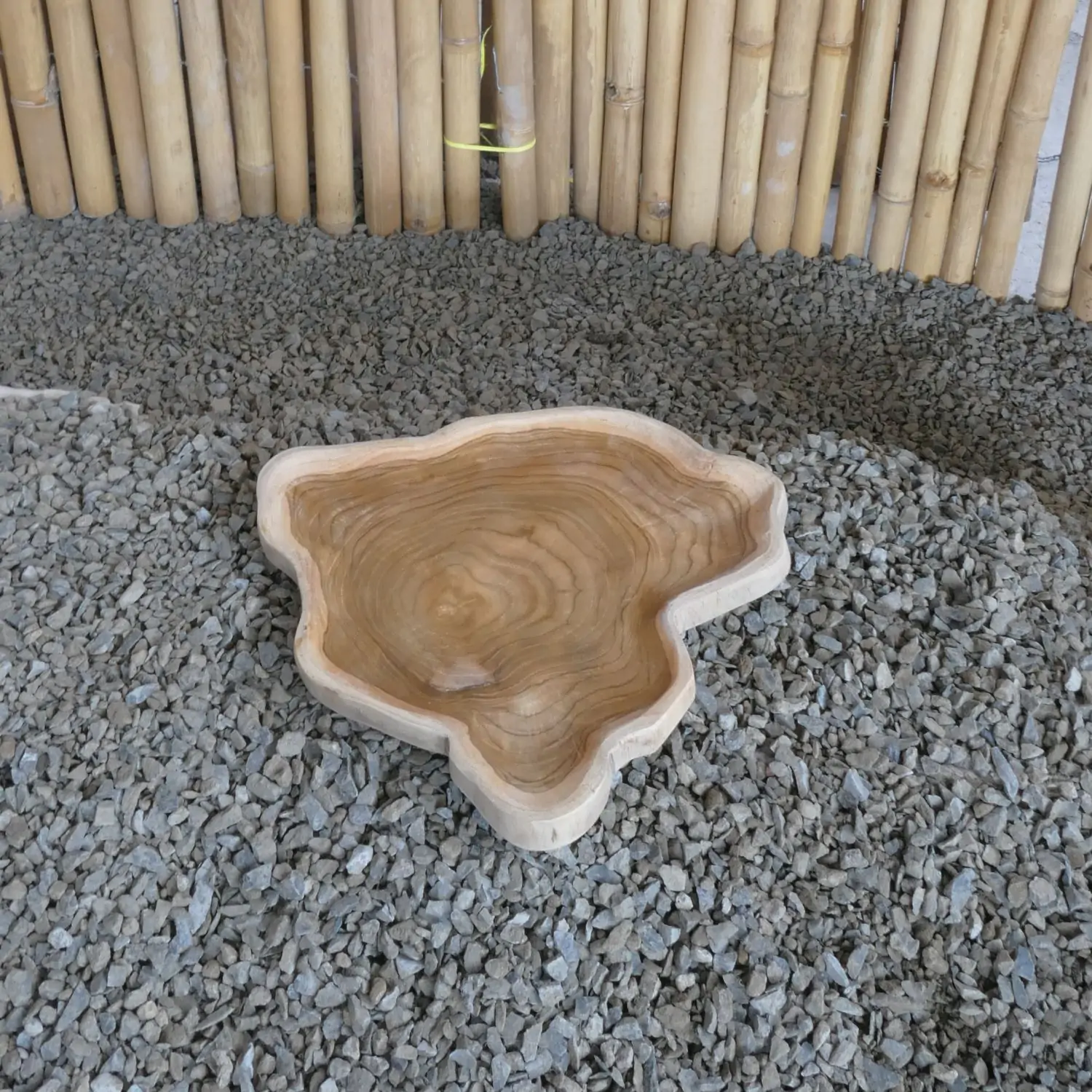  Product image 1 of the product “Natural unique teak plate,  approx diameter 40cm with a Height of 3cm ”